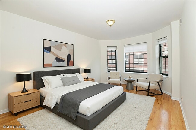 Foto del edificio - 1304 N Claremont Ave