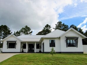 Building Photo - 3116 Pinot Way