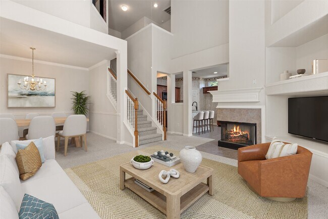 Foto del edificio - 7906 Glenn Cliff Dr