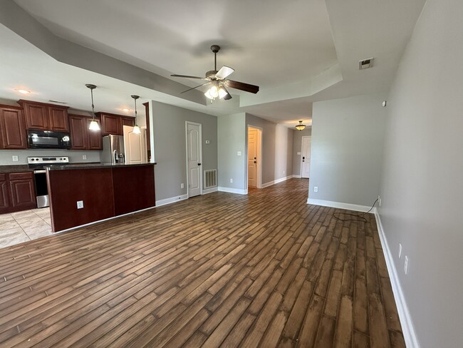 Building Photo - 246 Fields Pond Dr