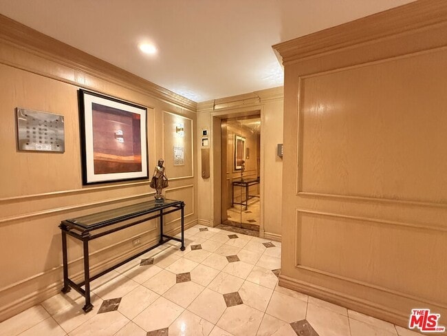 Photo - 10751 Wilshire Boulevard Unit 603 House