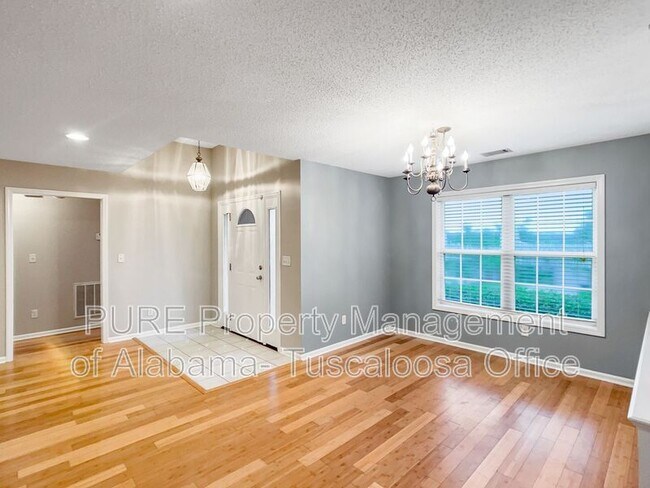 Building Photo - 3108 Wisteria Ln