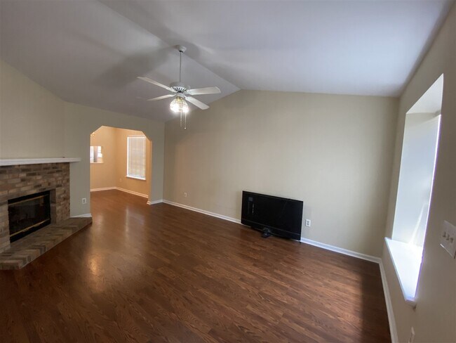 Building Photo - 3962 Gaffney Loop