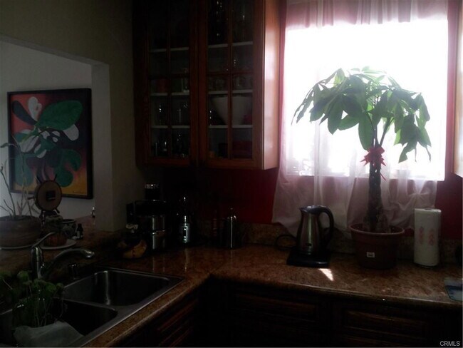 Foto del edificio - 5122 Lindley Ave