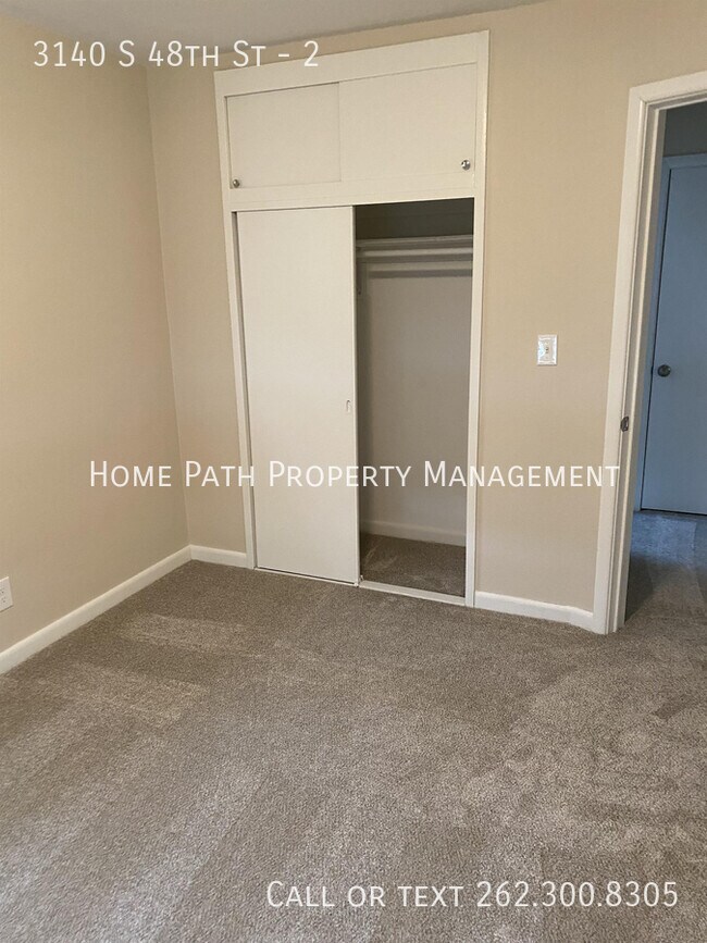 Foto del edificio - 3140 S 48th St