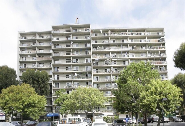 Foto del edificio - 340 S Mesa St
