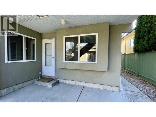 Building Photo - Ground Floor-80xx 17TH AVENUE