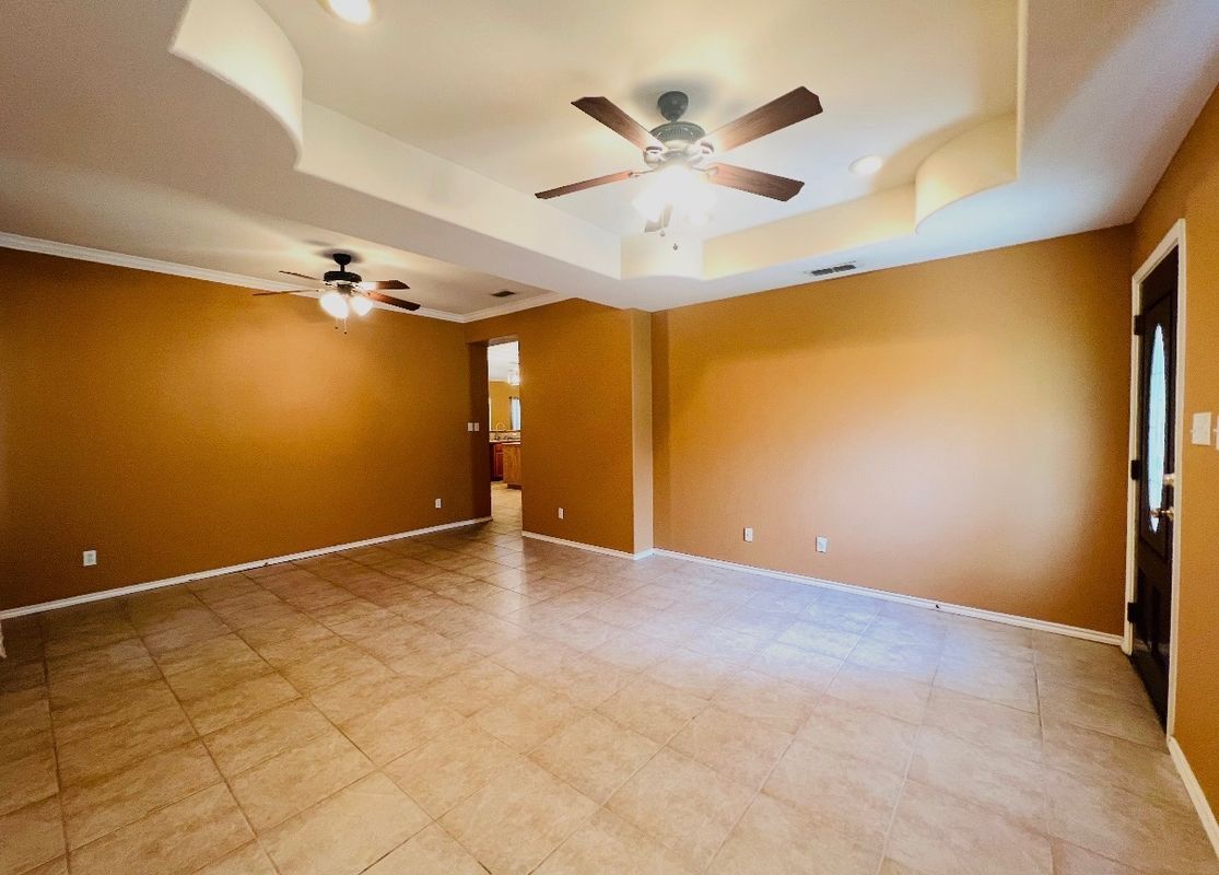 Foto del edificio - 2822 Regency Dr