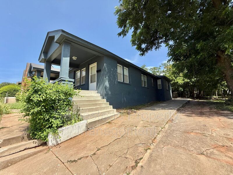 Foto principal - 509 W Hill St