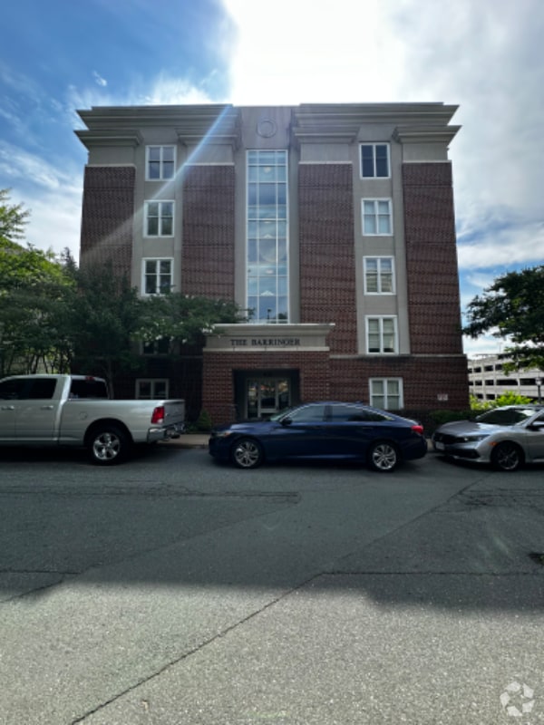 Building Photo - 428 Monroe Ln