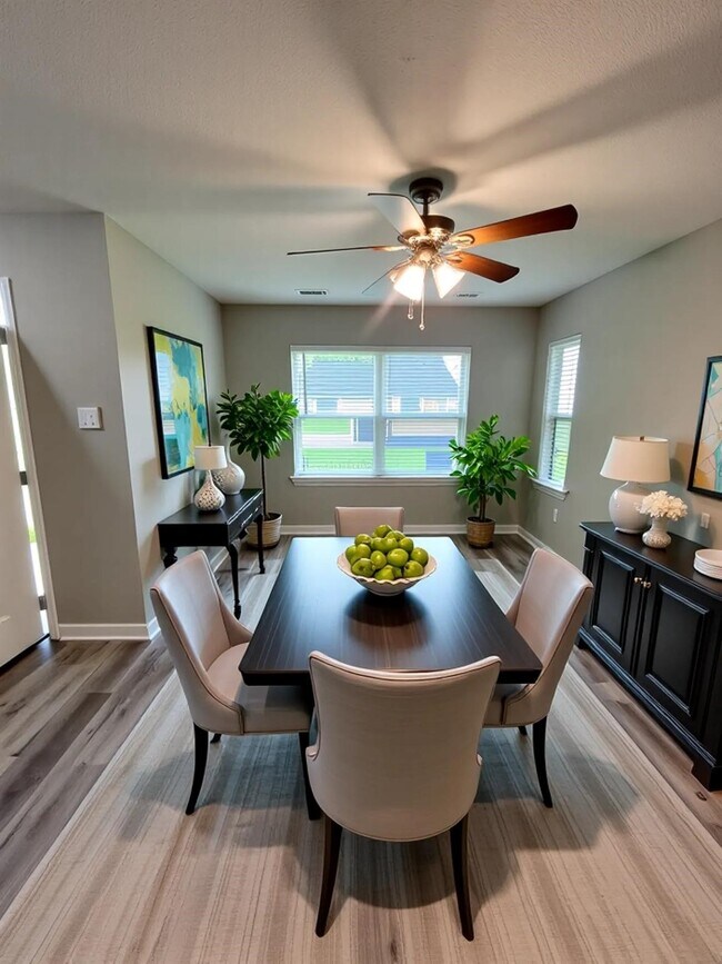 Building Photo - 1001 Mac Dr