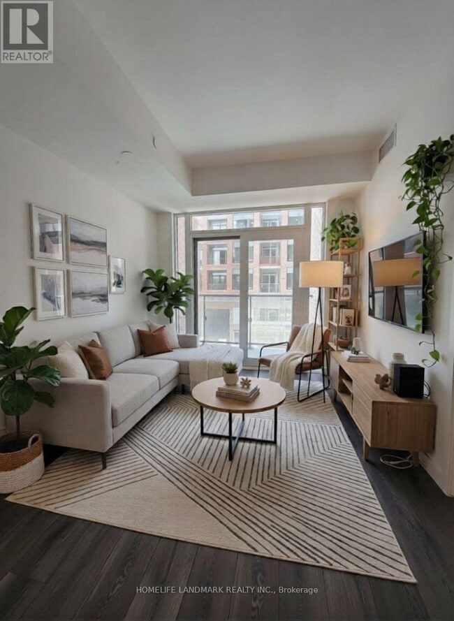 Photo du bâtiment - 1635 Military Trail