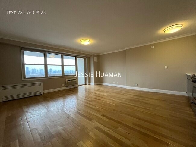 Foto del edificio - 310 Greenwich St