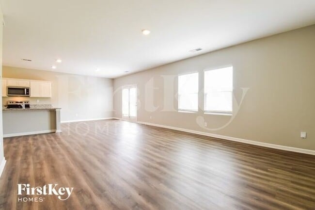 Building Photo - 333 San Vito Wy