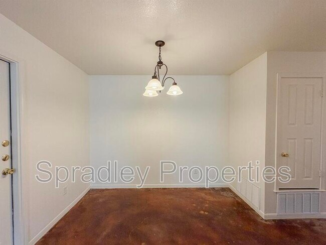 Foto del edificio - 5508 Luxor Dr