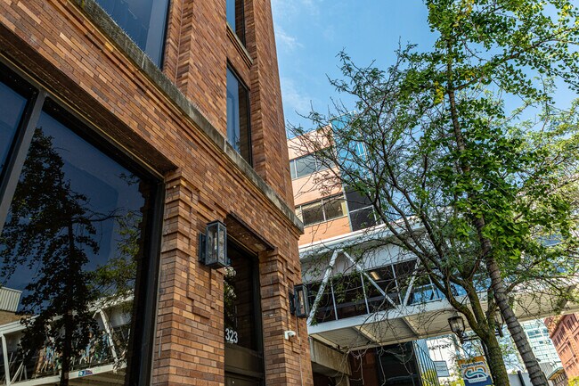 Foto del edificio - Cornerstone Place