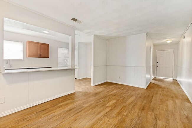 Foto del edificio - 10125 Muskogee Dr