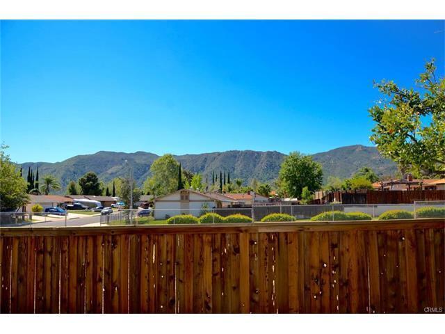 Foto del edificio - **Beautiful 4 Bdrm 2 Bath Home 5 Minutes t...