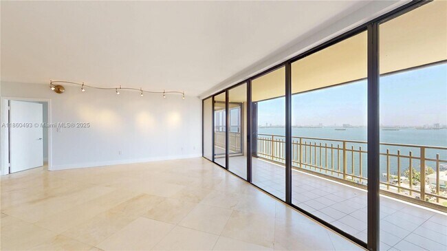 Building Photo - 11113 Biscayne Blvd