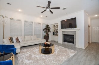 Building Photo - 13511 Brookbluff Ln