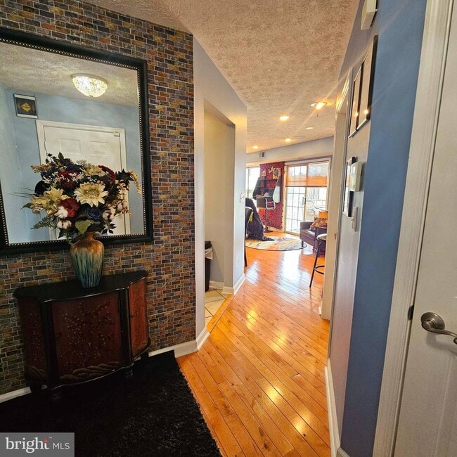 Building Photo - 6600 St Ignatius Dr