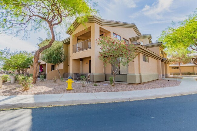 Foto del edificio - 705 W Queen Creek Rd