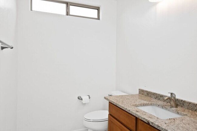 Foto del edificio - **MOVE IN SPECIAL $500 CREDIT - Beautiful ...