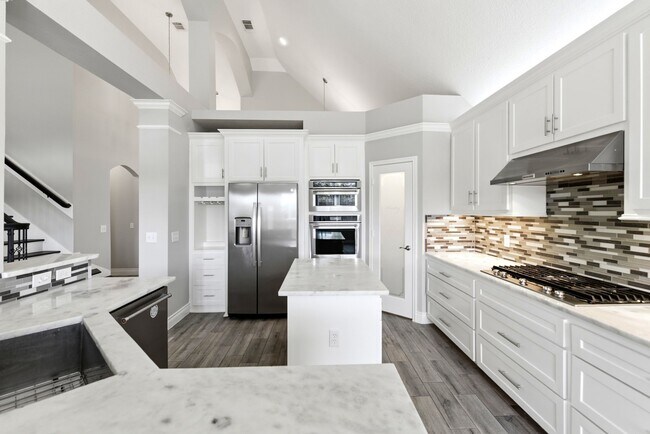 Building Photo - 6231 Presidio Canyon Dr