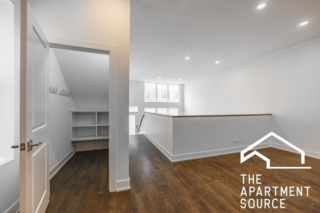 Building Photo - 1836 S Carpenter St