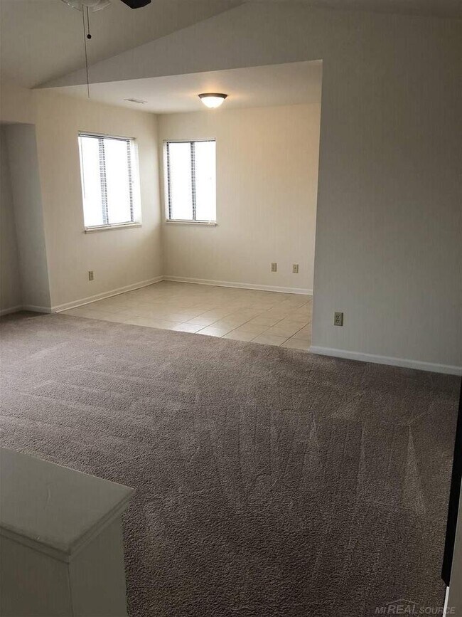 Building Photo - 30811 Hidden Pines Ln
