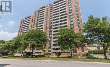 Building Photo - 1210 Radom St