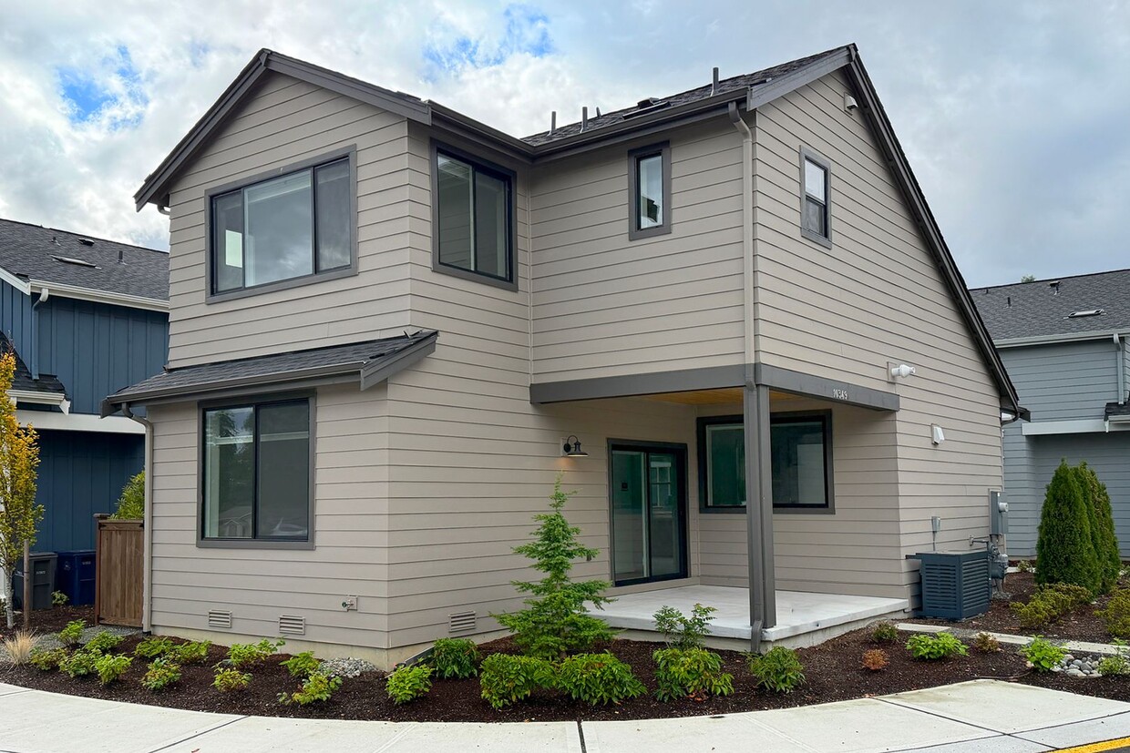 Foto principal - 2bd/1.75ba Kirkland House