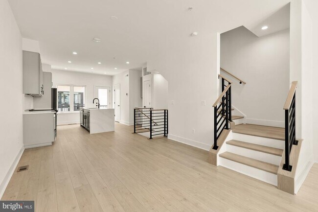 Building Photo - 2615 Olmsted Ct NW