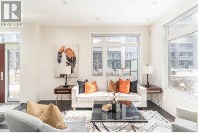 Building Photo - 4070-4070 Parkside Village Dr