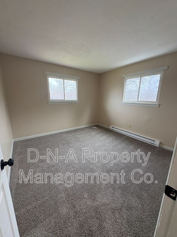 Foto del edificio - 219 Joy Glen