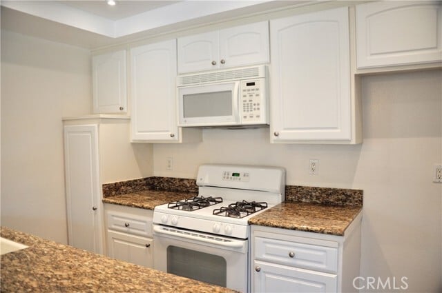 Foto del edificio - 16040 Leffingwell Rd