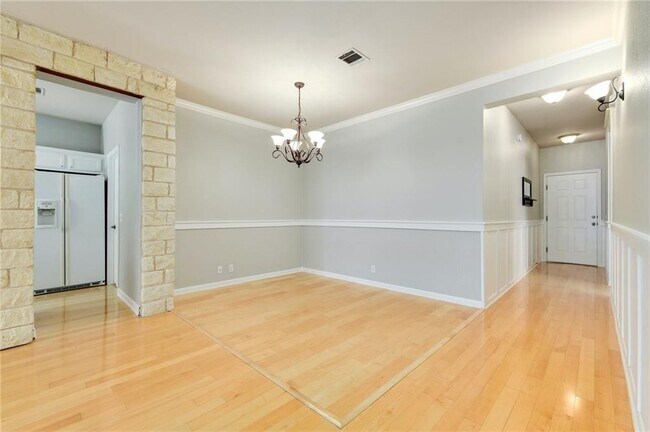 Foto del edificio - 4002 Cargill Dr