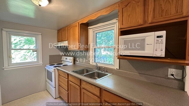 Building Photo - 5620 Joshua St