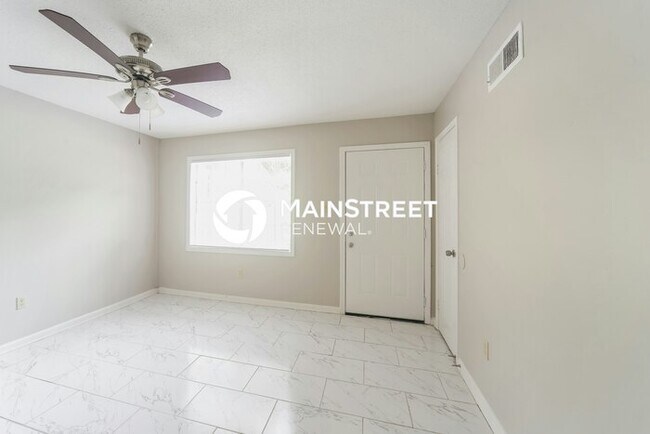 Foto del edificio - 3 Bedroom Pet-Friendly Home in Memphis, TN with Main Street Renewal