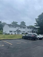 Building Photo - 8 Ivy Ct