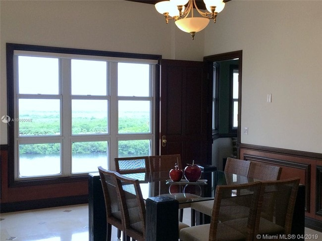 Building Photo - 13633 Deering Bay Dr