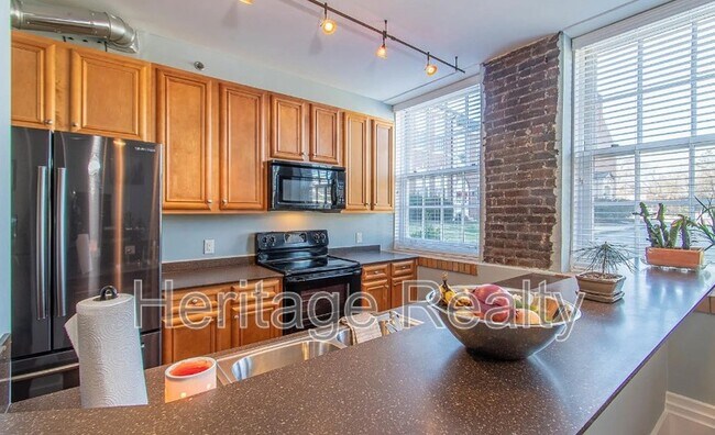 Foto del edificio - 140 E Glenwood Ave