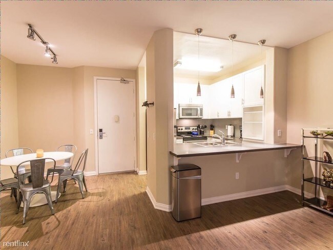 Building Photo - 1 br, 1 bath - 192 Central Ave SW