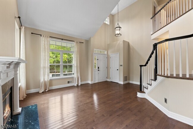 Foto del edificio - 2 Rider Terrace