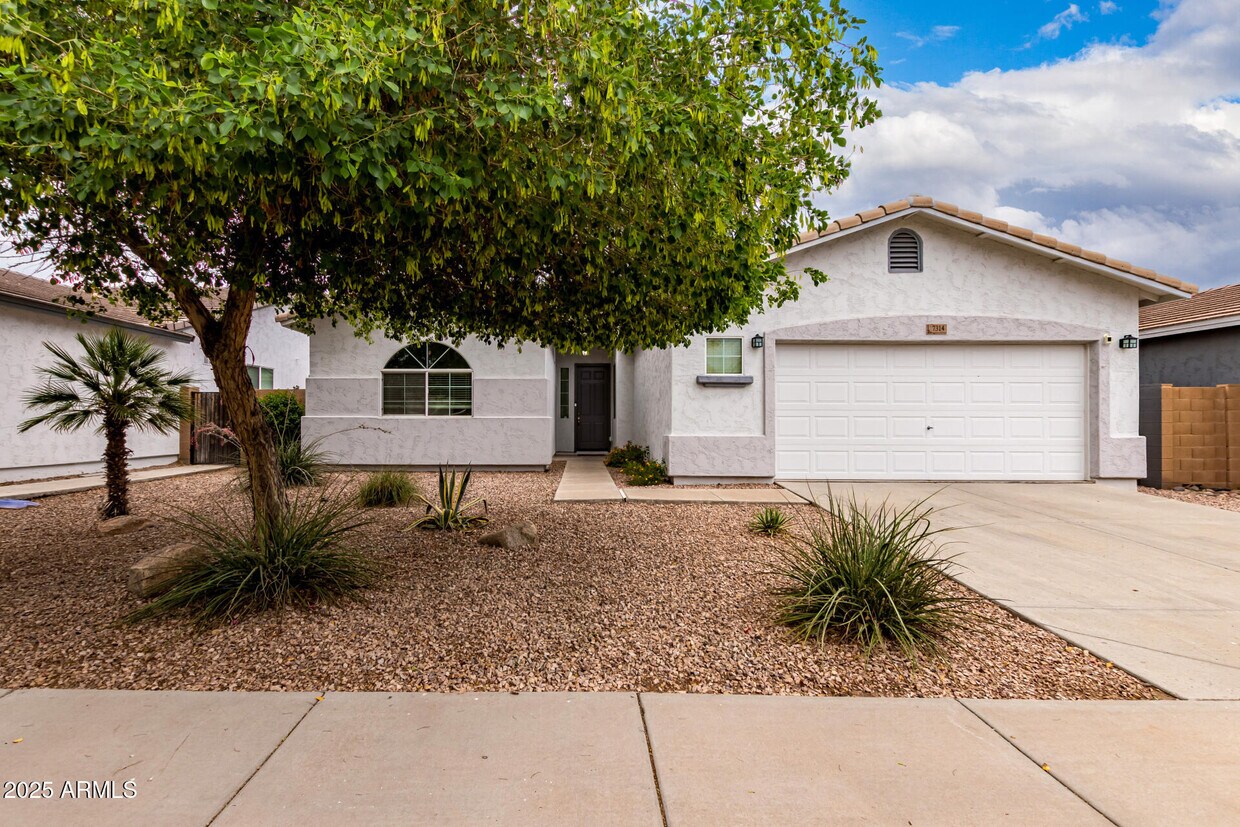 Foto principal - 7314 W Darrow St