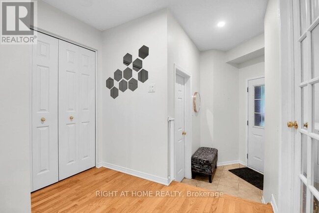Building Photo - 47 Tobermory Crescent