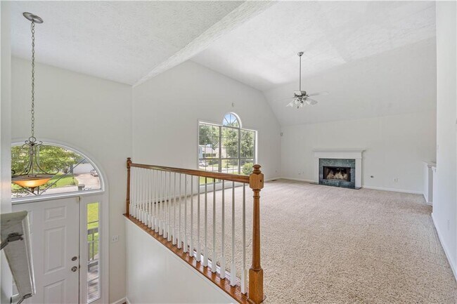 Building Photo - 5137 Allison Way NE