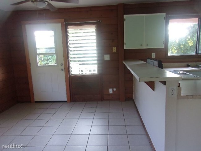 Building Photo - 3 br, 2 bath Apartment - 378 Pua Rd A Unit A