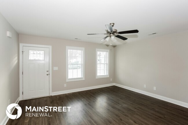 Foto del edificio - 722 Elizabeth St SW