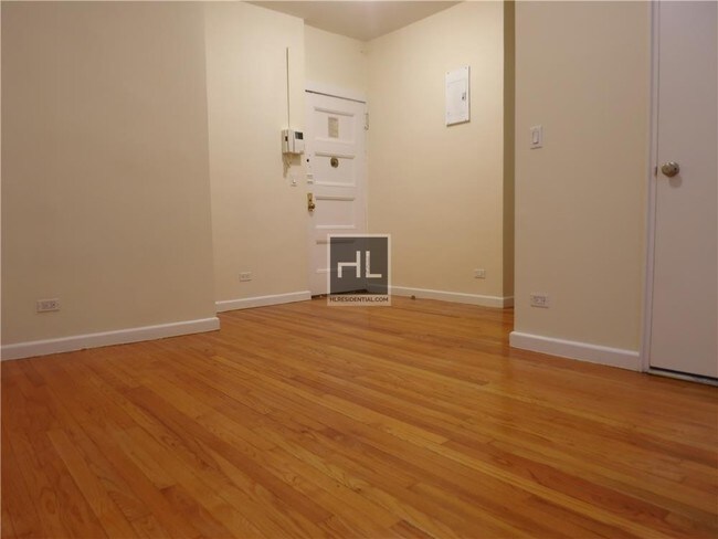 Foto del edificio - 535 E 78th St